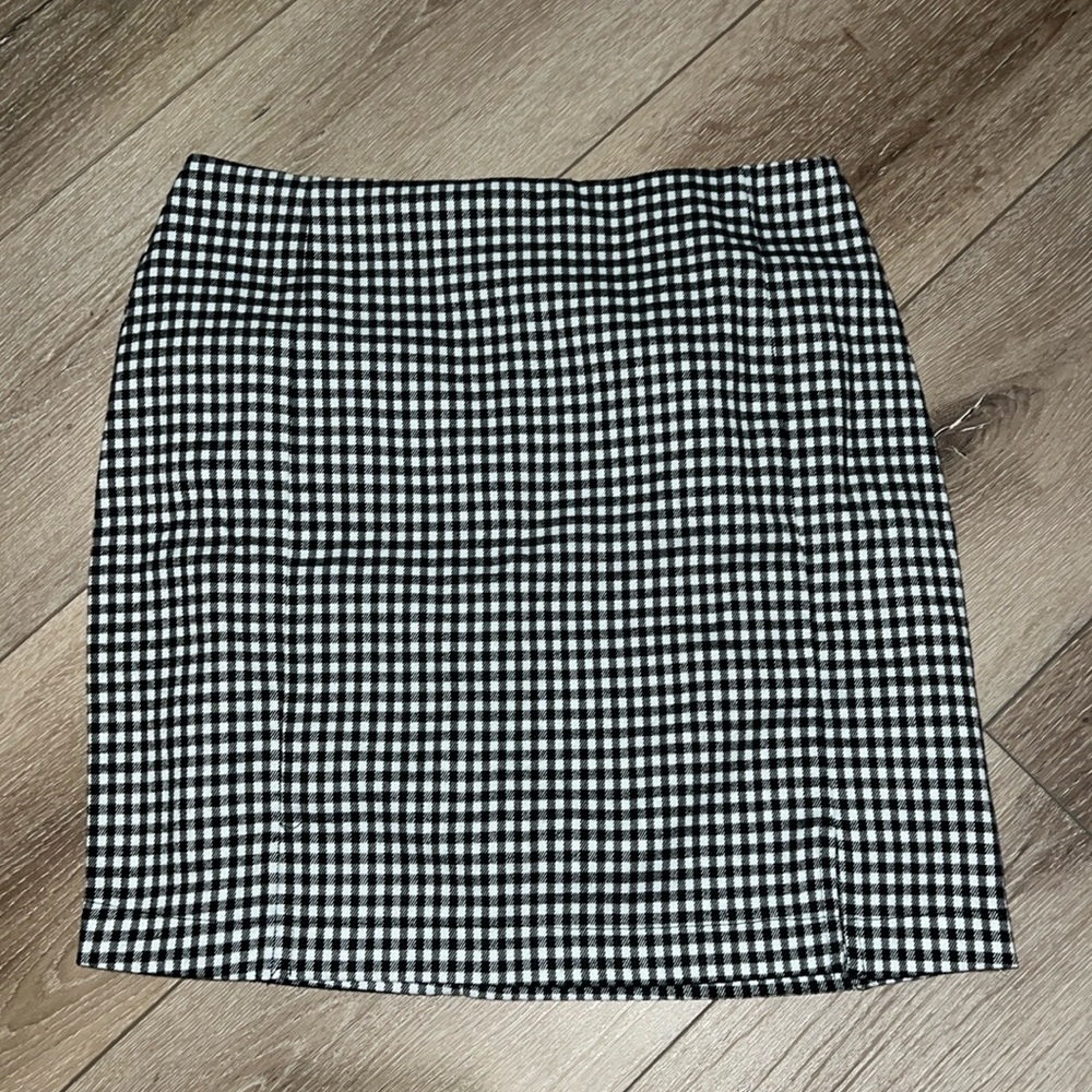 Eyeshadow skirt